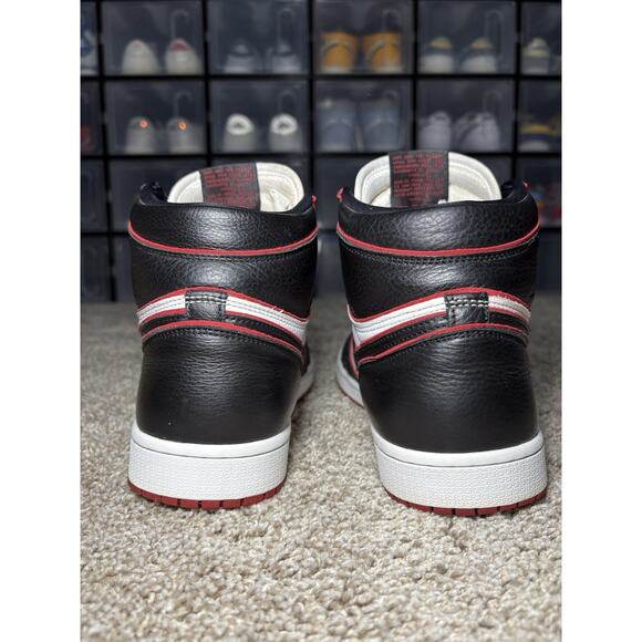 Size 10 - Jordan 1 Retro High OG Bloodline 2019 Excellent Condition Extra Laces - Picture 5 of 9